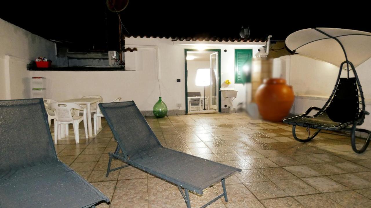 Relux Acomodação com café da manhã Bari Exterior foto