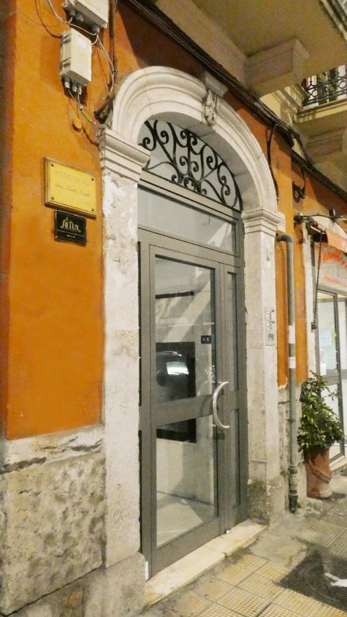 Relux Acomodação com café da manhã Bari Exterior foto